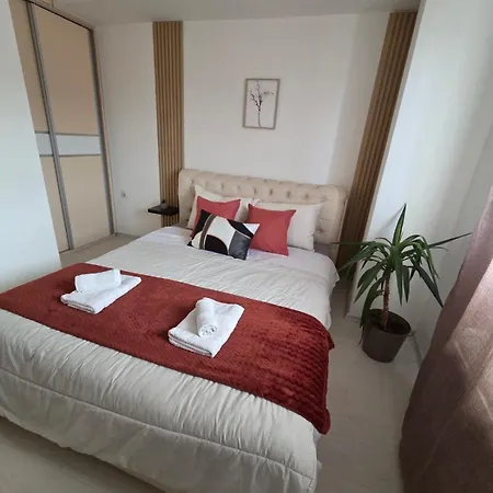 Pearl Loft - Center Free Parking 스코페